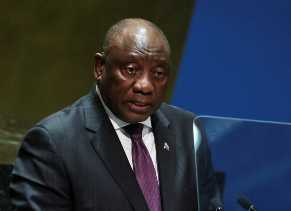 Ramaphosa calls for the removal of sanctions on Zimbabwe