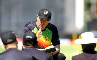Cricket World Cup Miss pushes Dave Houghton to resign